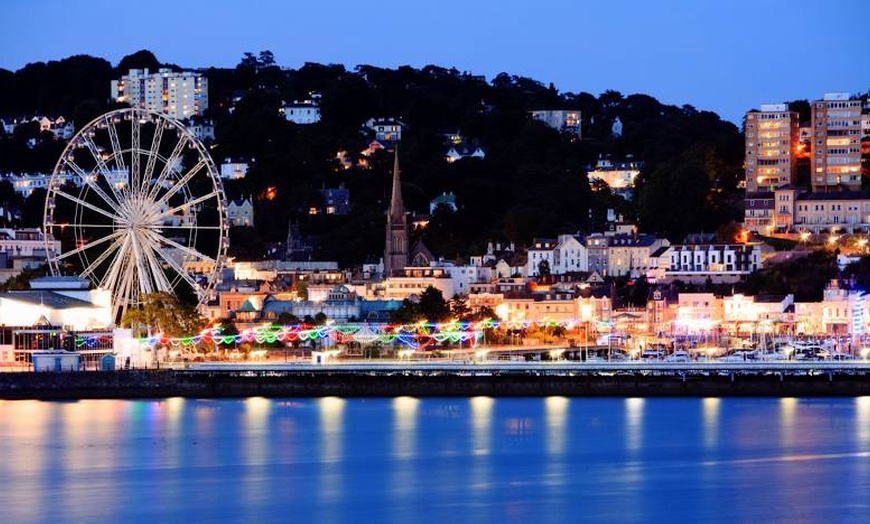 Image 2: 4* Paignton: 3 or 4 Night Stay with Mulled Wine, Mince Pies & More