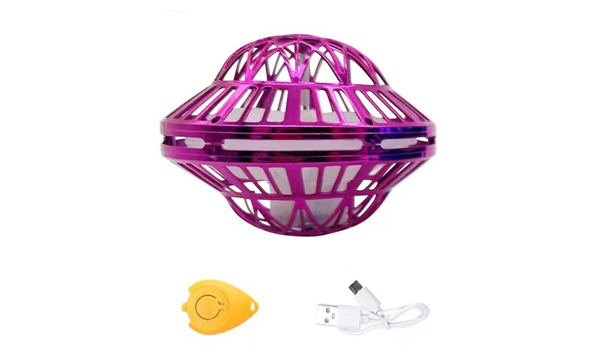 Image 5: Flying Saucer UFO Spinner Hover Ball Toy