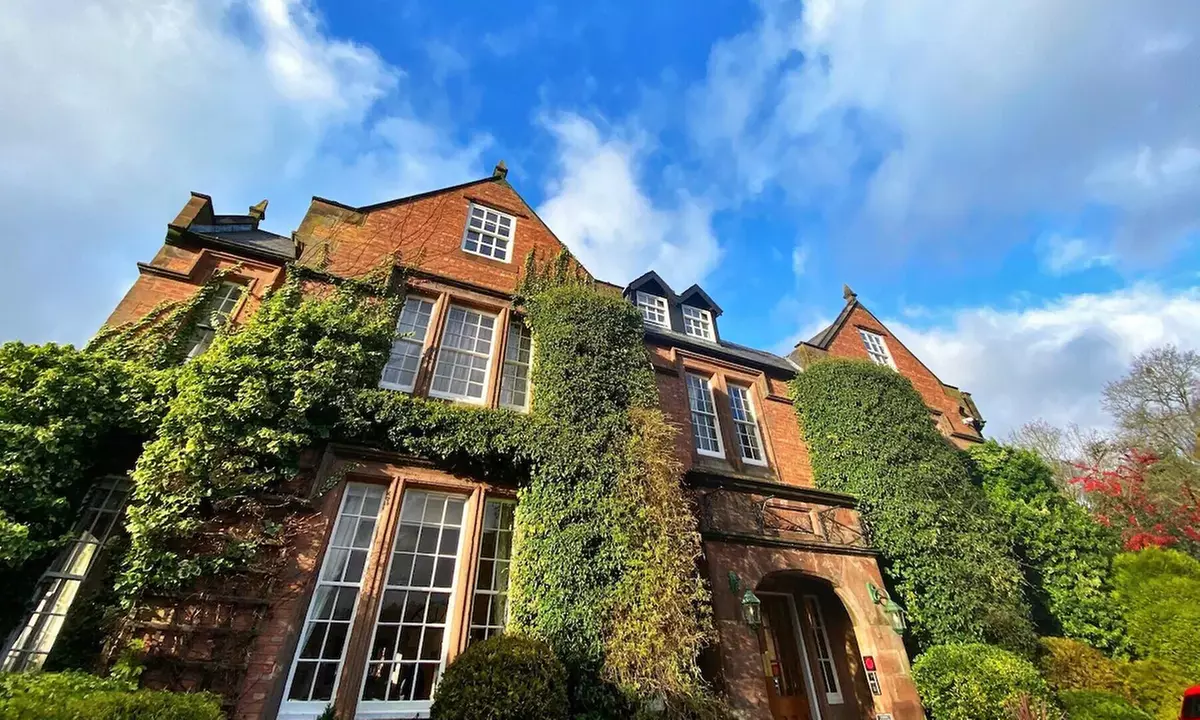 Cheshire: 1 Night with Breakfast