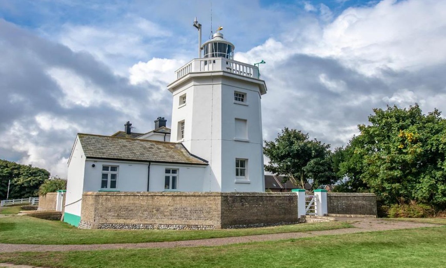 Image 6: Relax on the North Norfolk Coast: Stunning 4* Countryside Retreat