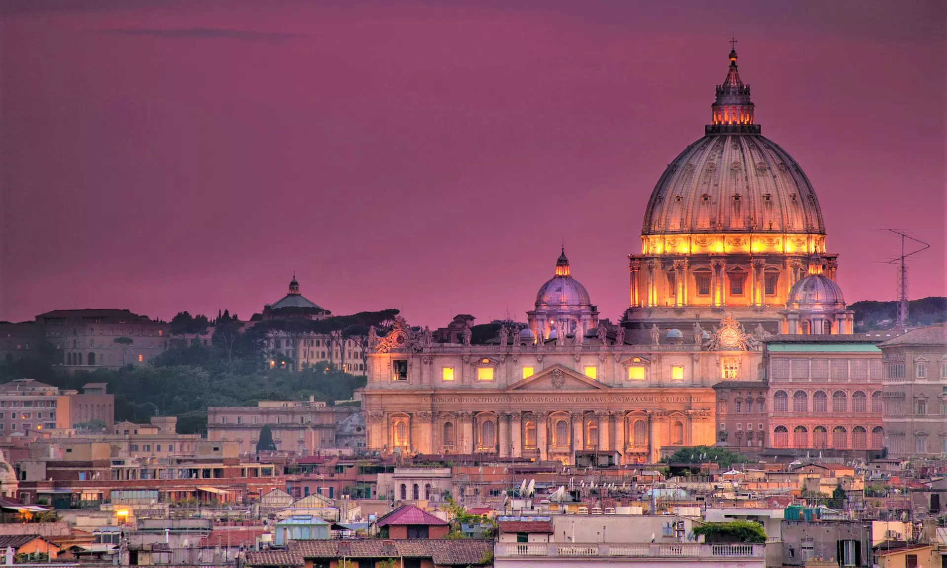 Roma: camera con colazione per 2 persone presso l'hotel Marta Inn Roma - Primary Image