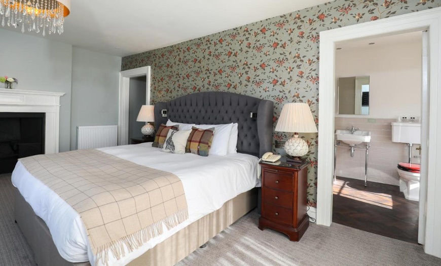 Image 20: Cotswolds: Standard Double Room with Breakfast and Welcome Drink