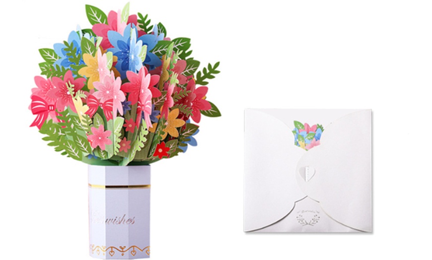 Image 7: 3D Flower Bouquet Pop-Up Greeting Cards