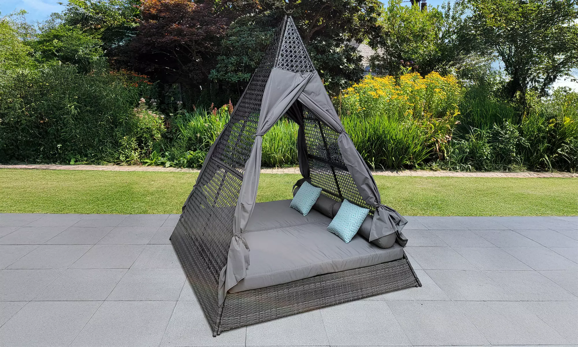 Signature Weave Toronto Outdoor Rattan Garden Day Bed with Curtains