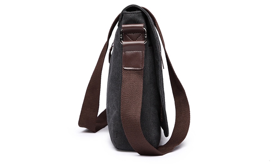 Image 14: Crossbody-Schultasche