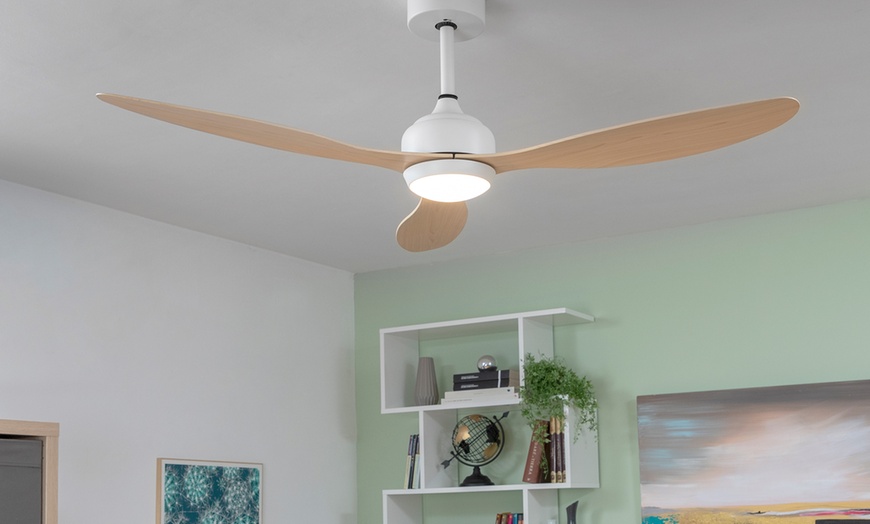 Image 10: Ventilatore a soffitto LED con telecomando InnovaGoods