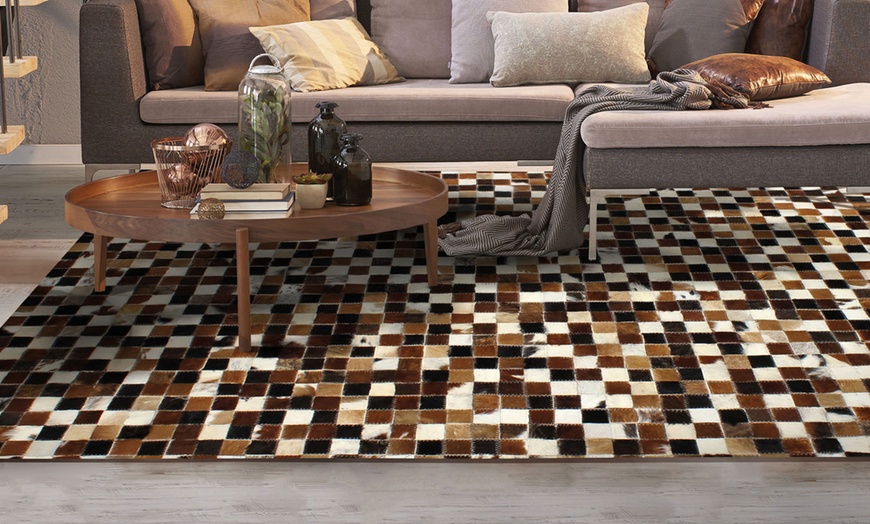 Image 18: Tapis en cuir 