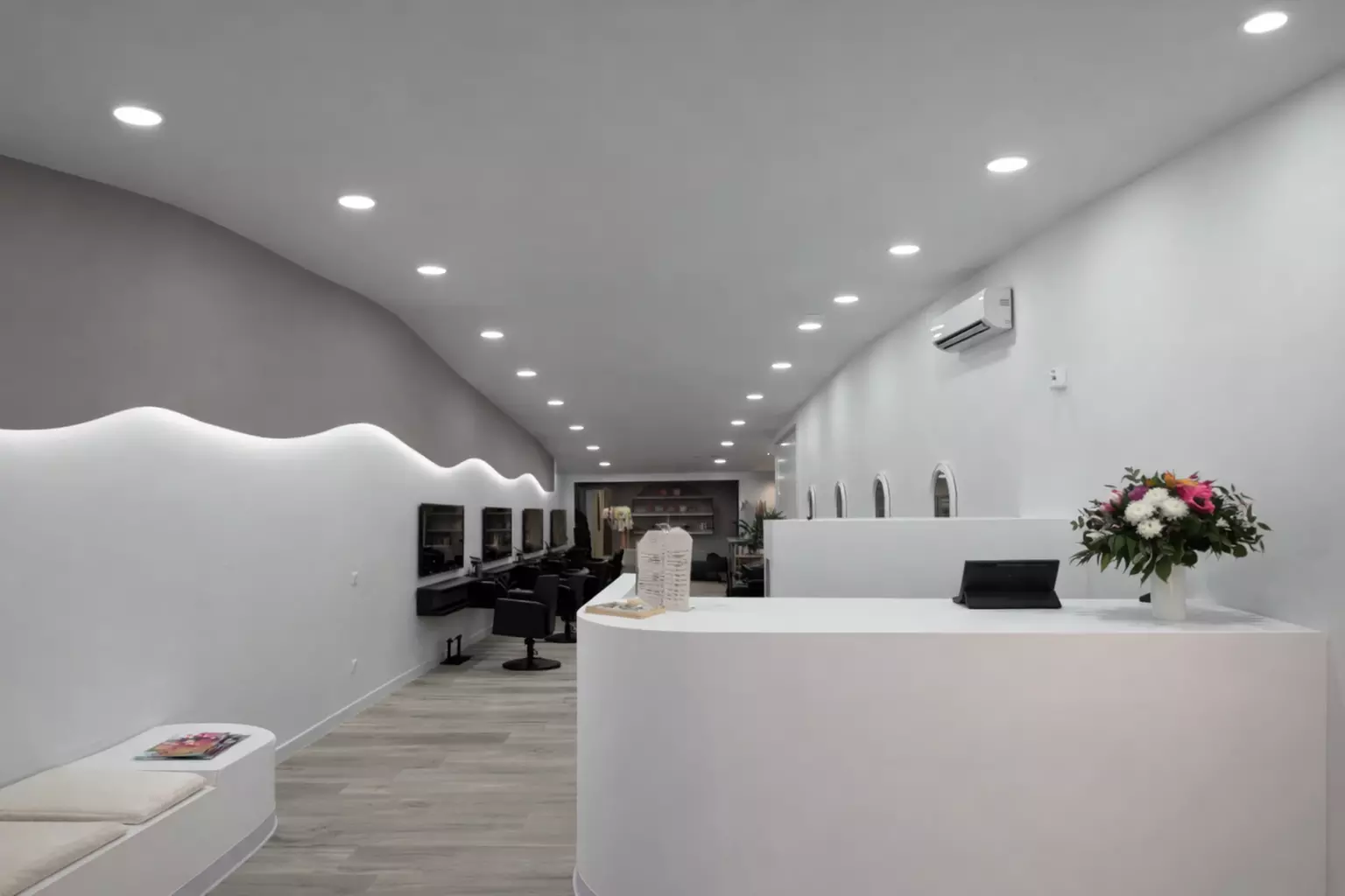 Cheveux brillants et sublimés : head spa et soin profond à la kératine