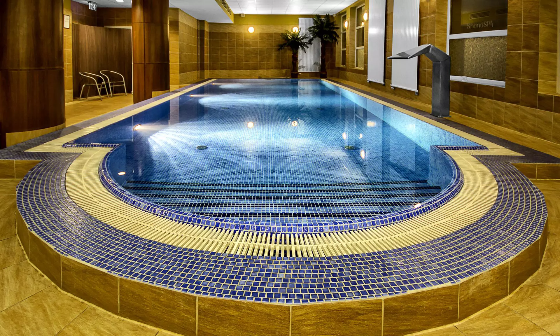 Poznań: pokój 4* z wyżywieniem