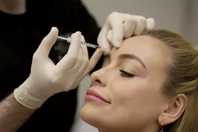 Initial Consultation with Botox or Juvéderm Volbella XC