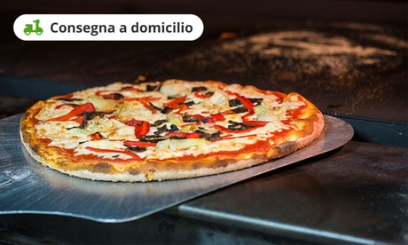 Menu pizza con bevanda per una o 2 persone al ristorante J’amis D’La Piola. Consegna gratis a domicilio