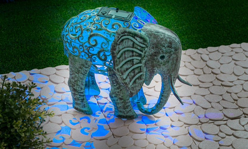 Image 7: One or Two Ornamental Metal Elephant Solar Lights