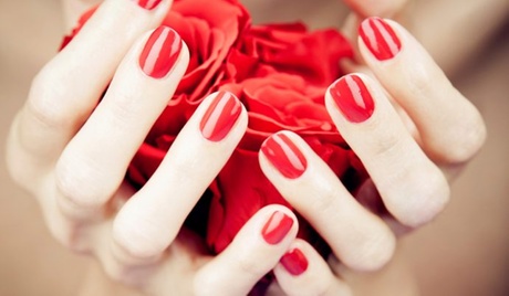 Pose vernis semi-permanent, gel capsule mains ou balnéo des pieds dès 14,90 € chez Hamony de l’ongle by valerie