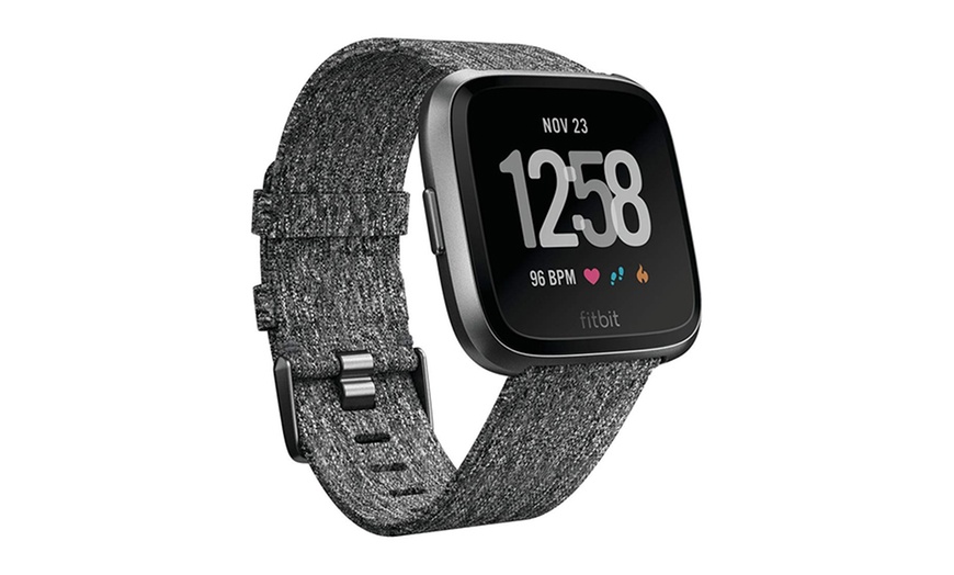 Image 6: Fitbit Versa Special Edition