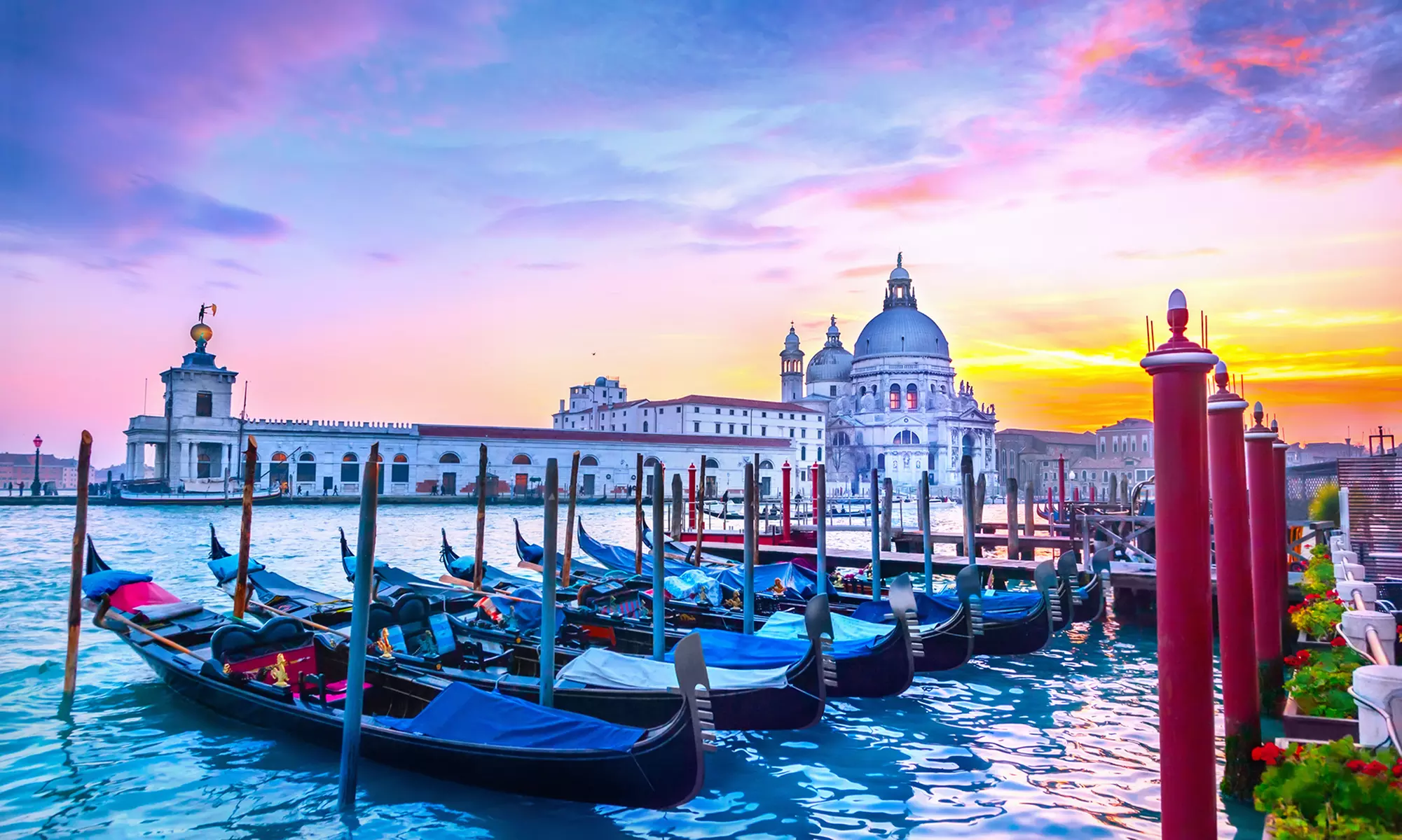 ✈ 8-Day Venice, Lake Garda w/ Milan Vacation with Air