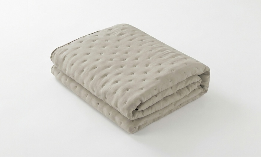 Image 12: Couvre-lit matelassé Soft double