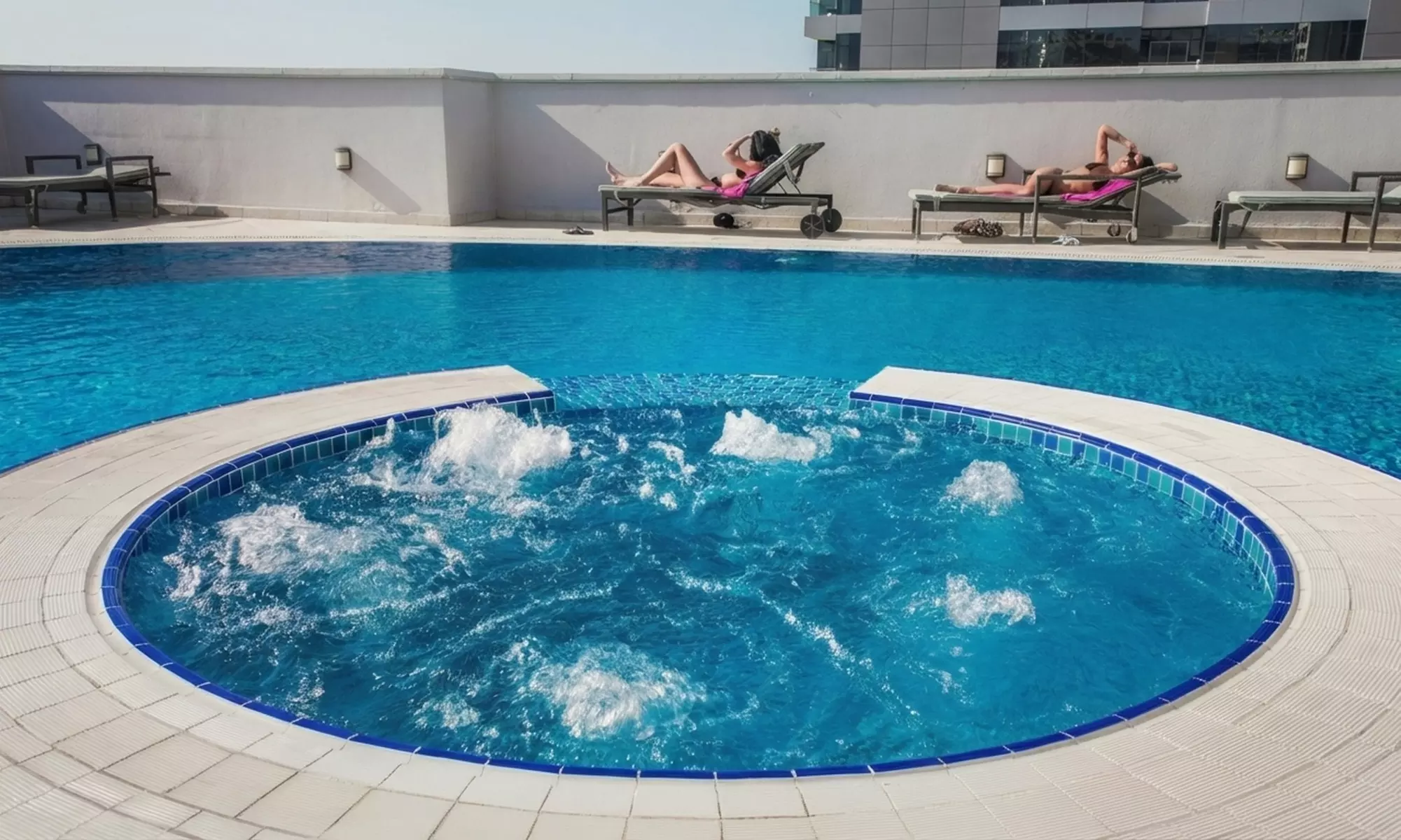 5* Dubai: 36 or 72-Hour Staycation with Breakfast & Facilities Access