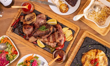 Menú para 2 personas con 2 entrantes, 2 principales y 2 bebidas - La Gozadera Grill