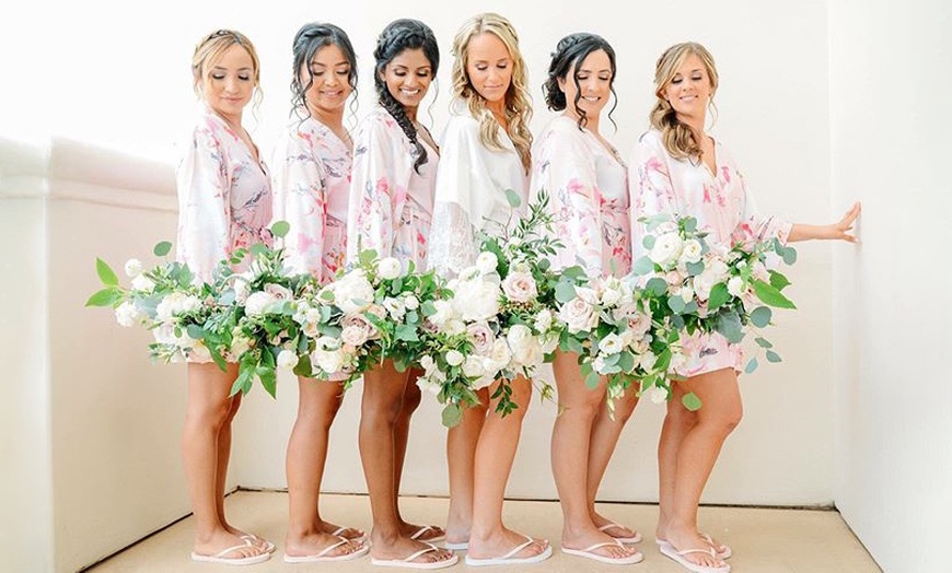 Image 2: Get a Beautiful Glow: One, Two, or Three Organic Spray Tan Sessions!