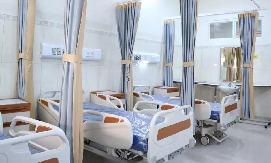 Certified Health Care / Clinic Cleaning - Up to 8000 Square Feet