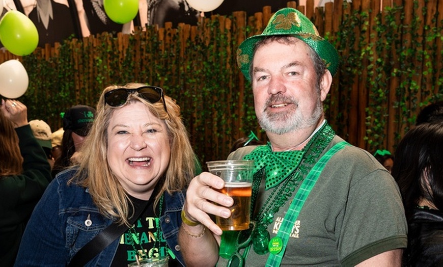 Image 5: St. Patrick's Day Bar Crawl: Self-Guided Fun Across Chicago