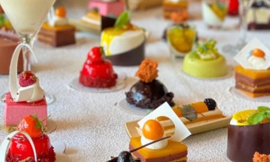 Image 2: 5* Choice of Premium Brunch w/ Beverages For One, Two, Four Adults