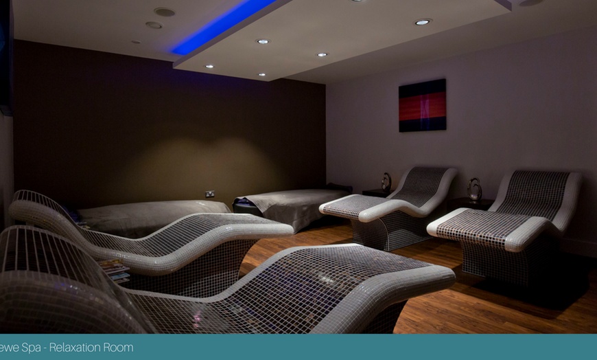 Image 8: Spa Day with 20- or 50-Minute Treatment at Bannatyne's Health Club