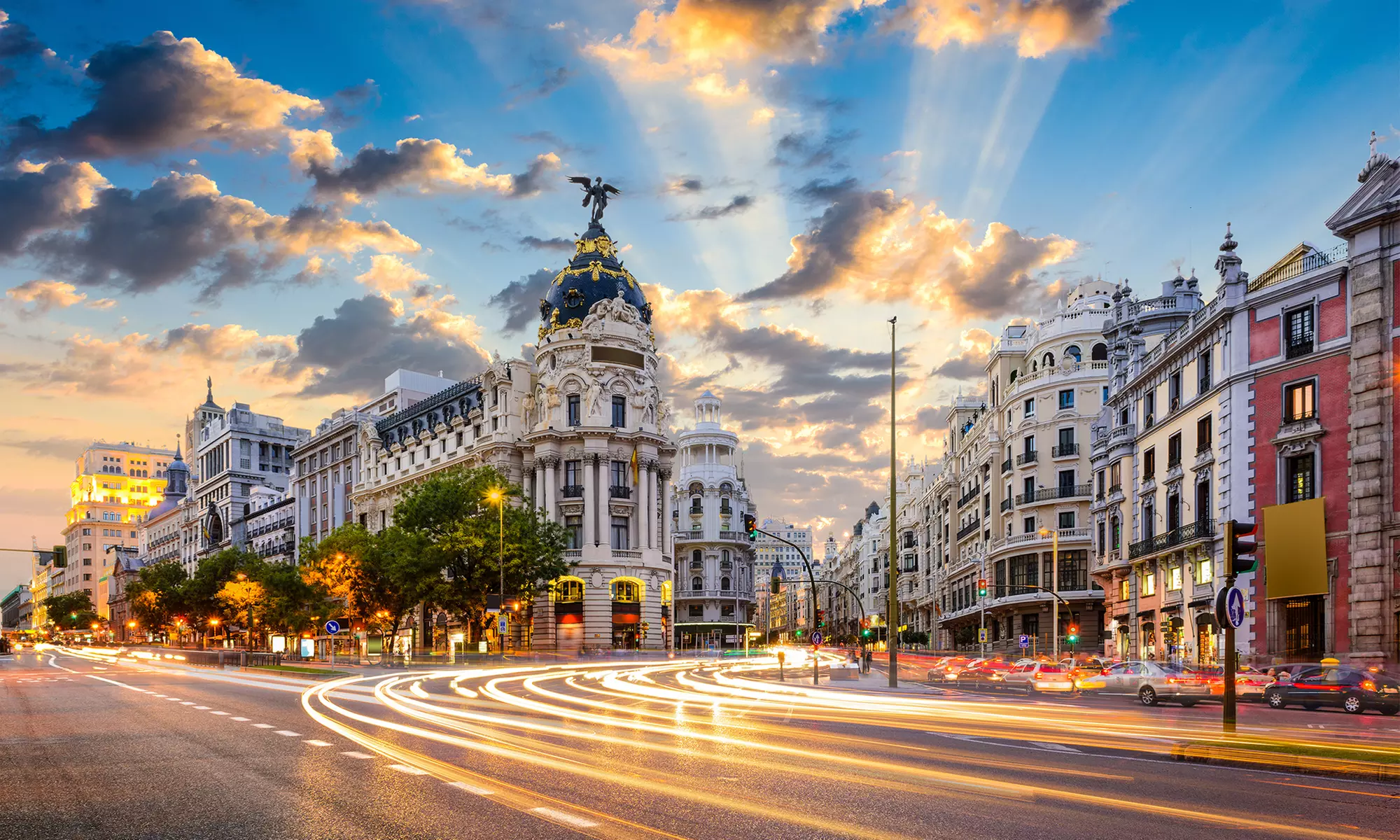 ✈ 8-Day Barcelona, Madrid & Lisbon Vacation with Air