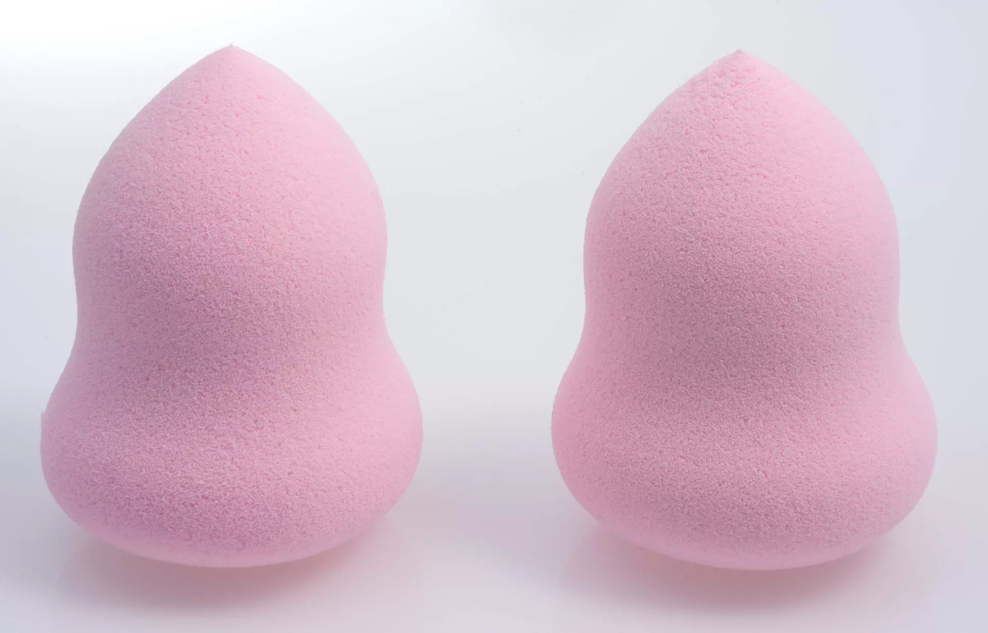 Ultimate Cosmetic Blending Sponges with Collagen (2-Pack) - Primary Image