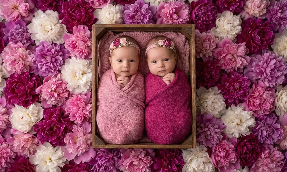 Capture Precious Newborn Moments w/ a Newborn Photography Session