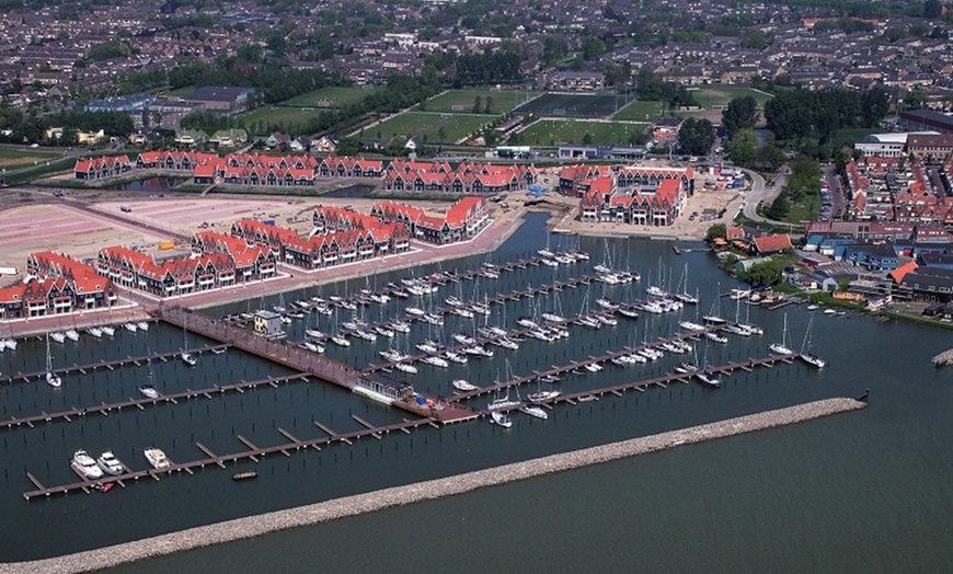 Image 8: Roompot in Volendam