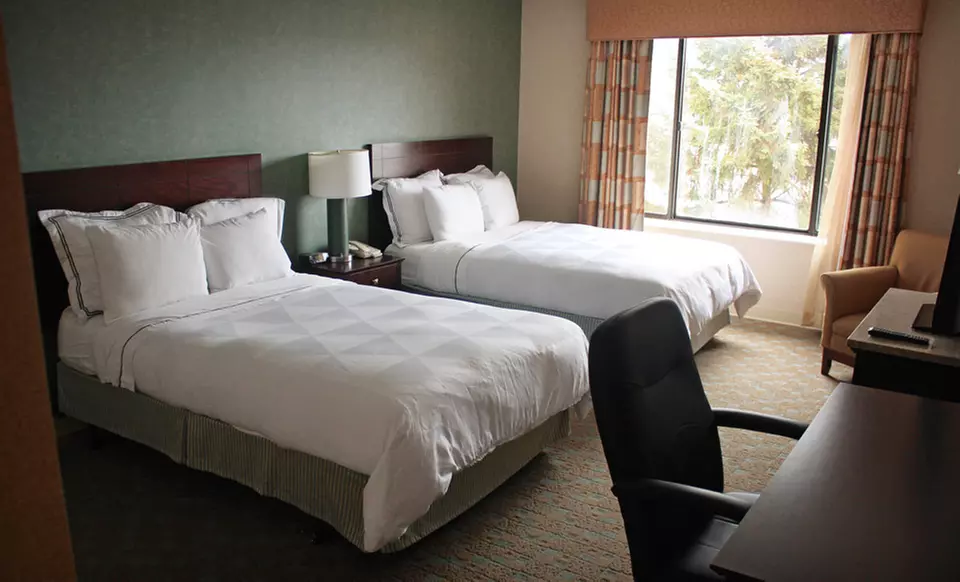 $79 for a One-Night Stay at the Radisson Milwaukee North Shore (Up to $171 Value) - Primary Image