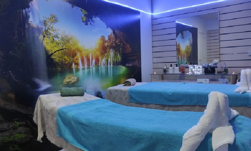 Image 2: Ritual de chocolaterapia de 60 o 90 minutos para 1 persona con masaje