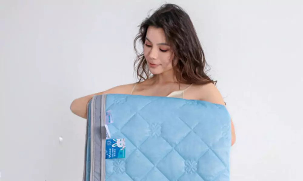 Solid Colour-Design Printed Summer Cool Quilt