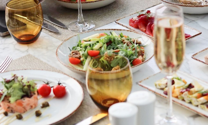 Image 6: 5* Premium Sunday Lunch with Beverages for 1 Child or 1, 2 or 4 Adults