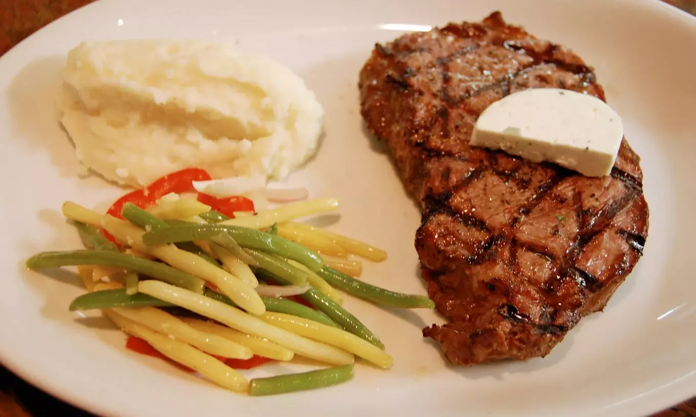Italian Dinner for Two or Four with Wine or $100 Dining Credit