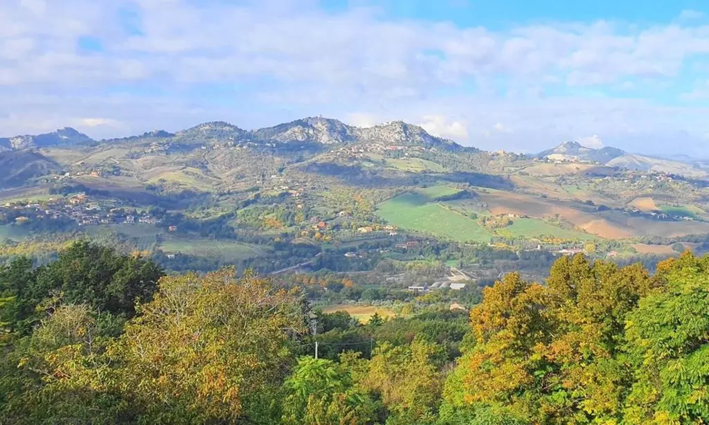 Rimini 4*: camera Standard o Superior con colazione e Spa per 2