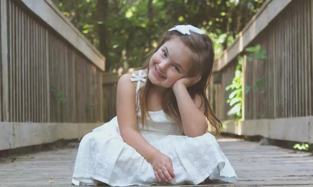 30-Minute Outdoor Photo Shoot with Wardrobe Changes and Digital Images from Shutterbug Photography (40% Off) - Primary Image