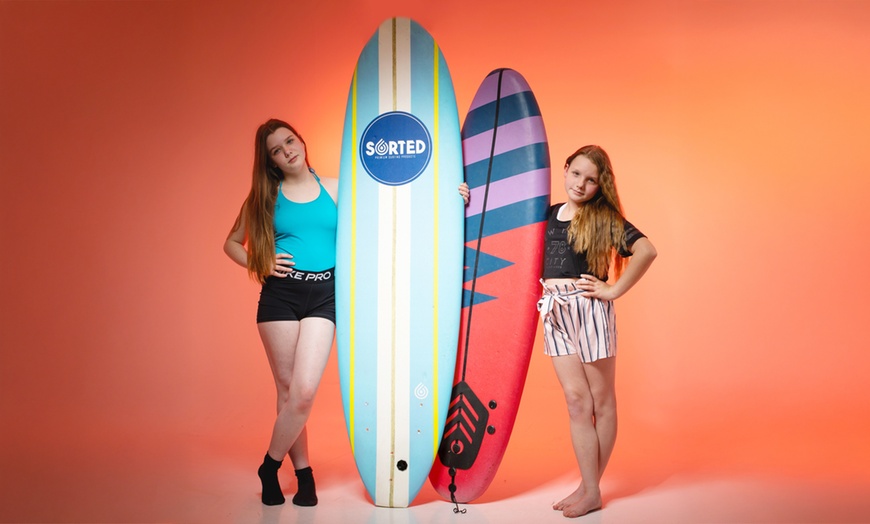 Image 1: Sibling Photoshoot With 8'' x 6'' Print at Barrett & Coe