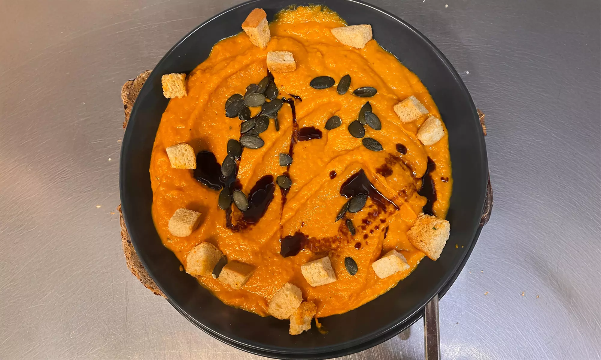 Romantisches 3-Gänge-Candlelight-Dinner mit Wein für 2 oder 4 Personen