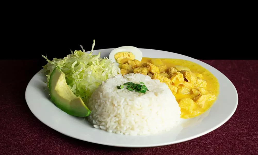 Sabores únicos: menú ecuatoriano para 2 o 4 personas