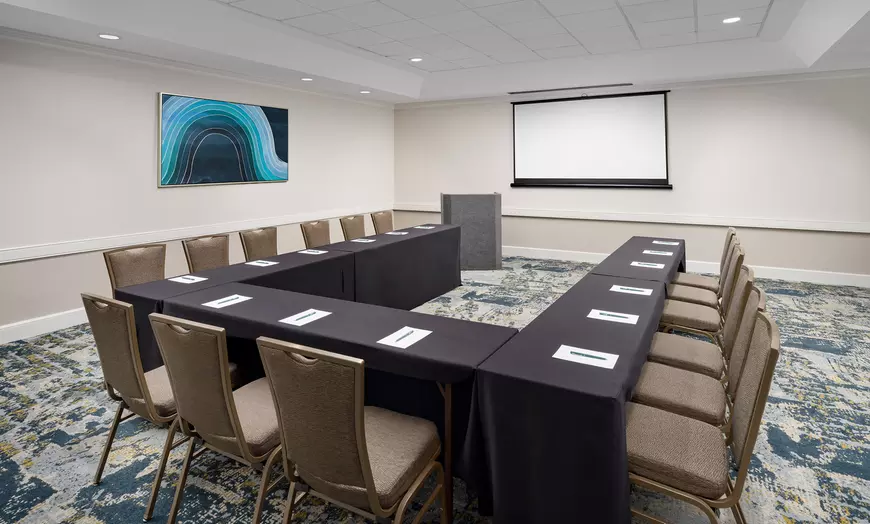 Business center and meeting rooms