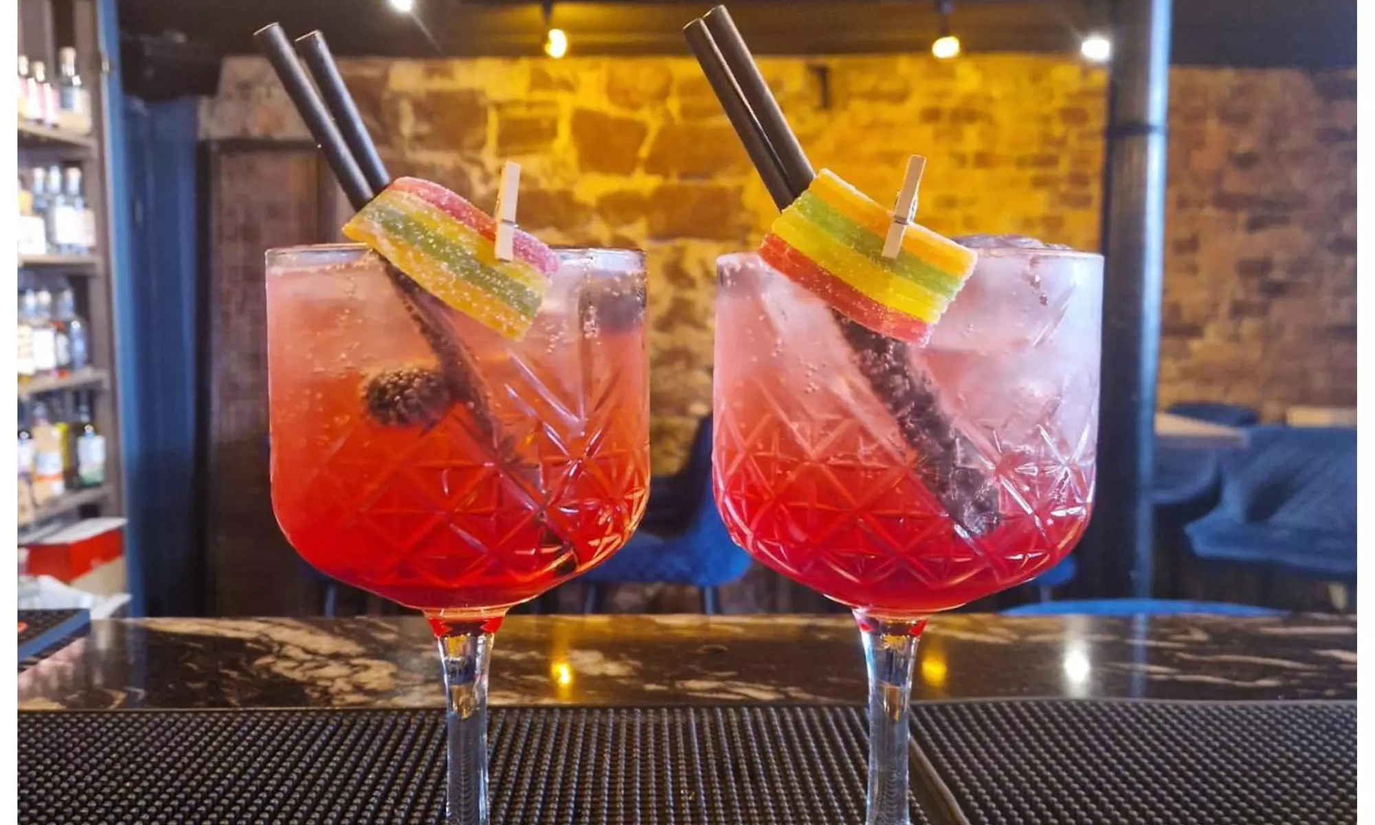 Prosecco Afternoon Tea & Cocktail of Choice For Two, or Four People!