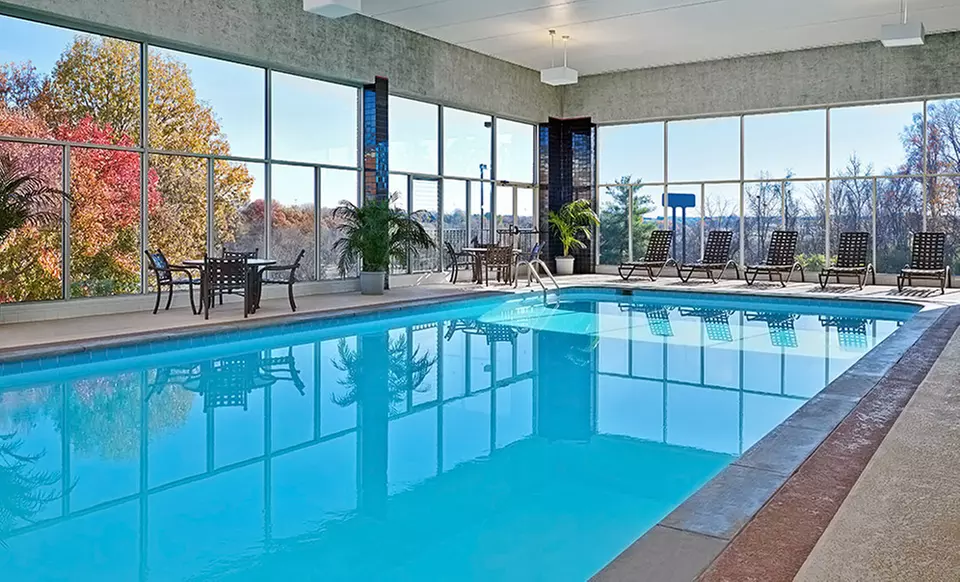 Stay with Daily WiFi at 3.5-Star Top-Secret Hotel in Nashville. Dates into February 2018. - Primary Image