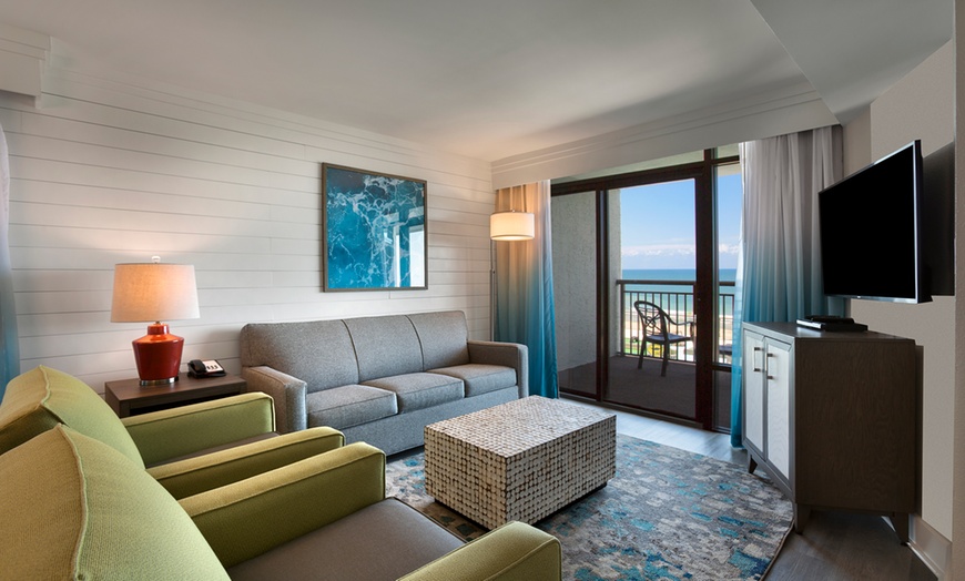Image 7: Escape to Paradise at Grande Cayman Resort in Myrtle Beach, SC
