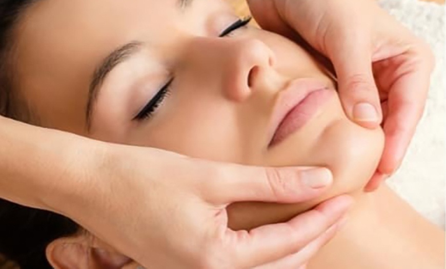Image 1: Pakiety Royal: Kobido, Premium lub Day Spa z zabiegami i masażami
