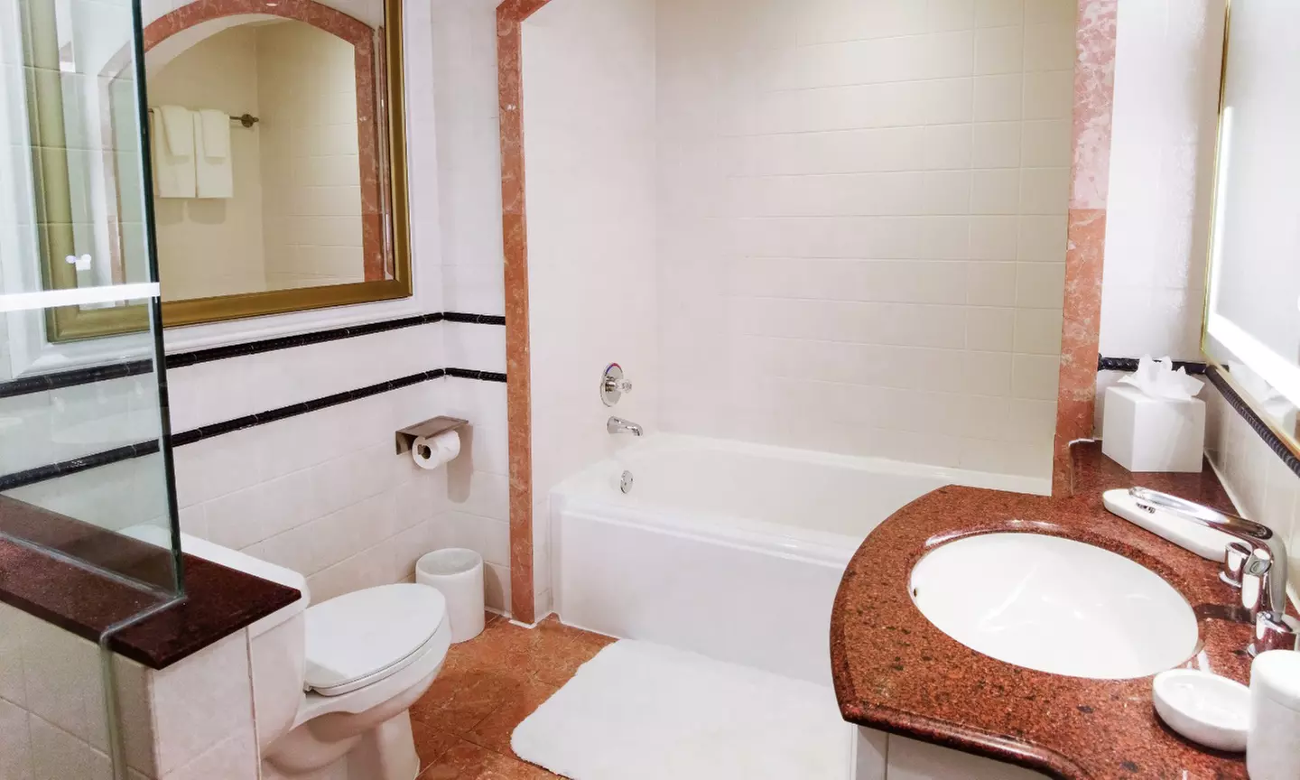 Oceanfront escape near shopping, dining, and cruise port