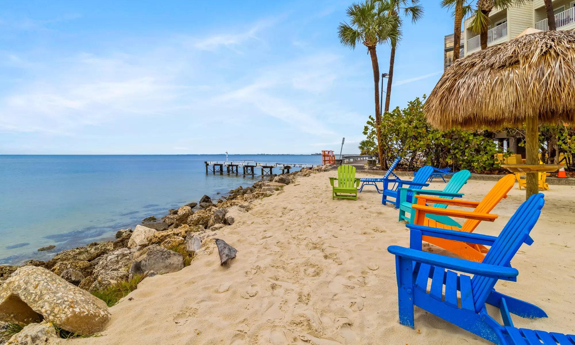 Sailport Waterfront Suites: Your Gateway to Bayside Serenity

