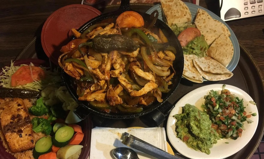 Image 6: Savor Mexican Flavors with $20 Food and Drink Credit