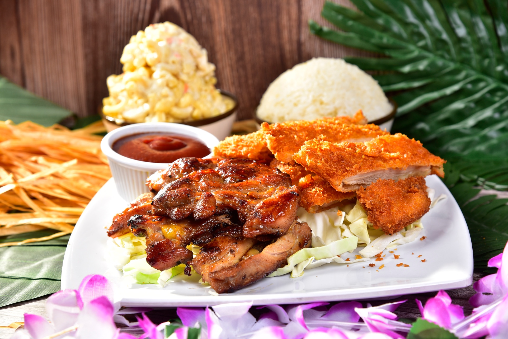 Get a Meal combo for 2 or 4 people with Starter, Main Dishes & More
